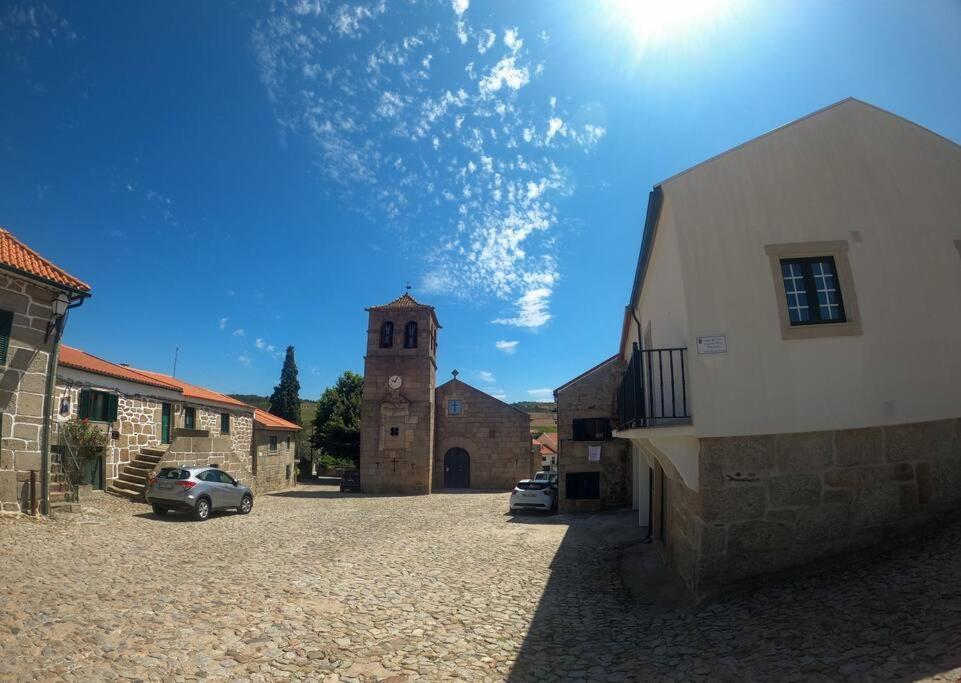 הוילה Freixo de Numao Casa Da Praca מראה חיצוני תמונה